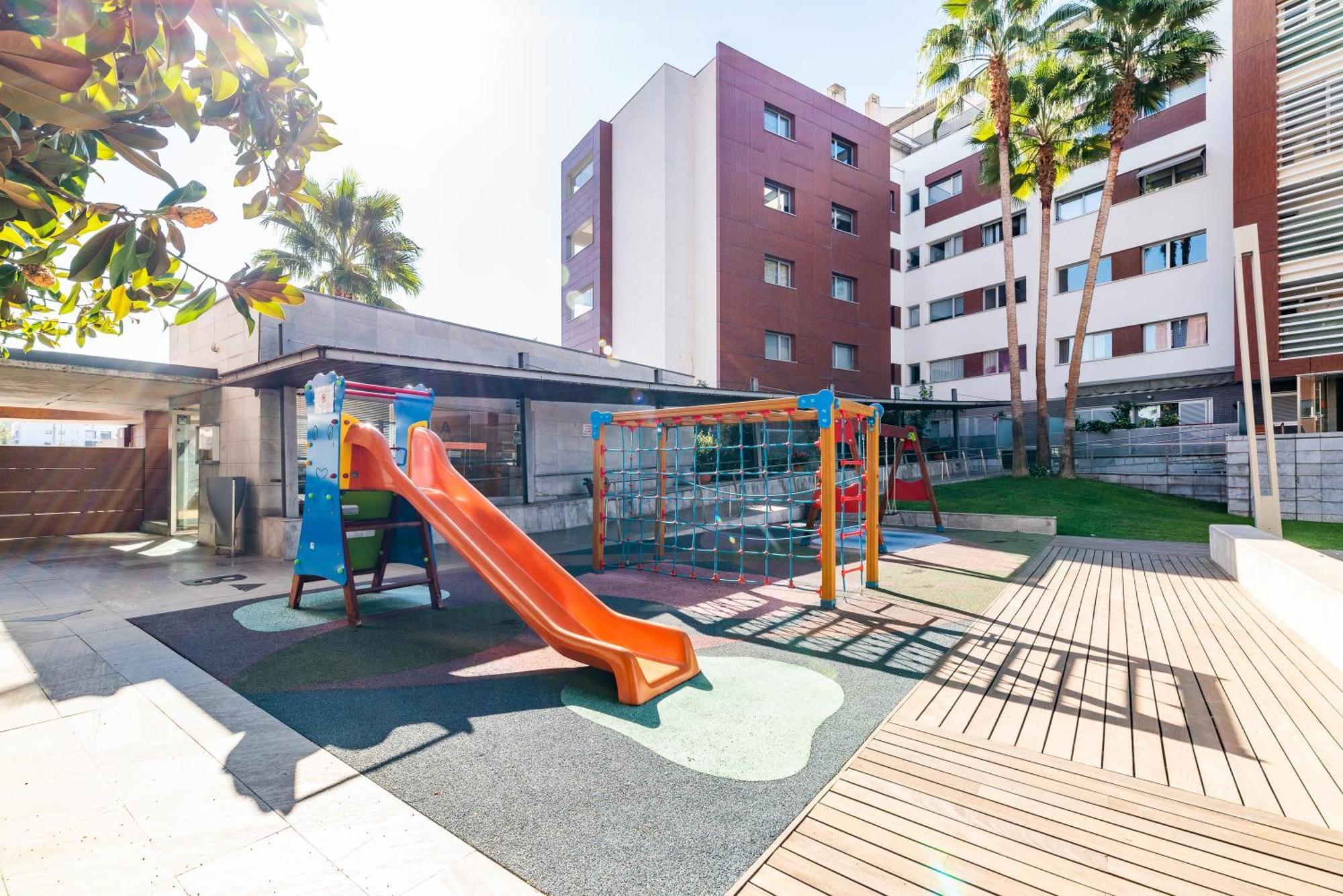 Apartamento Tuguest Avenida De La Investigacion - Free Parking Granada Exterior foto