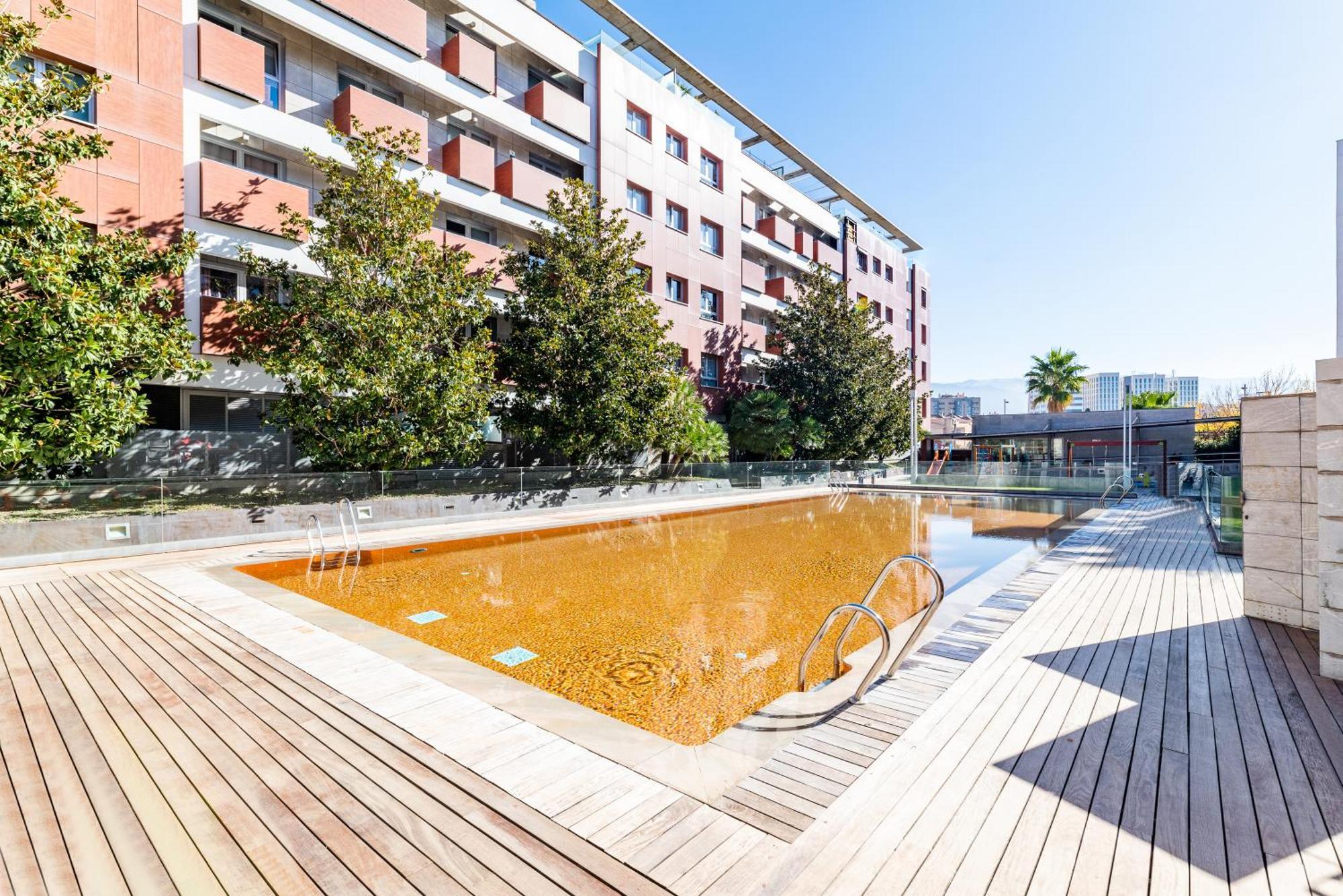 Apartamento Tuguest Avenida De La Investigacion - Free Parking Granada Exterior foto